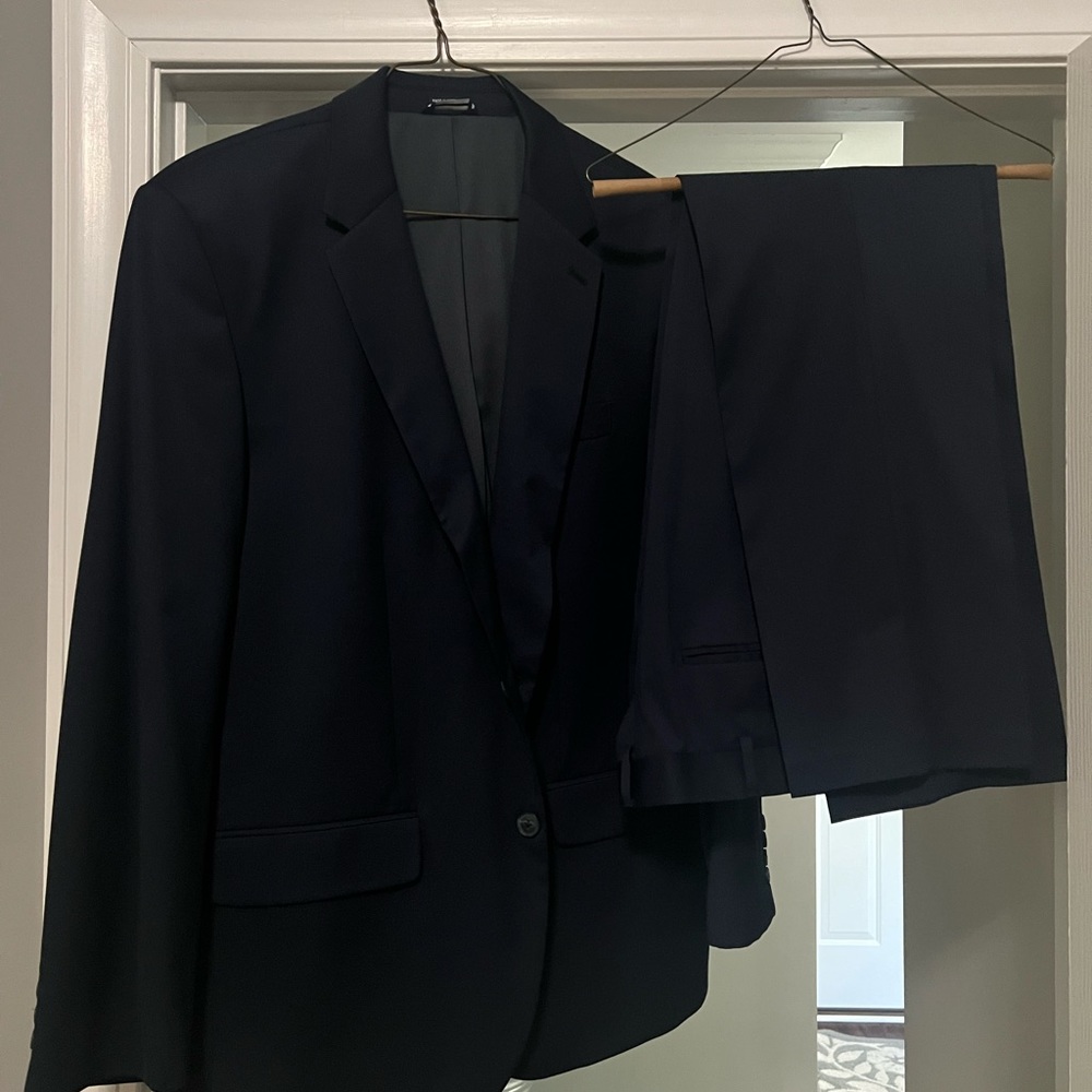 Saddlebred suit pants and coat , pants 36x30, coat 46R, navy blue